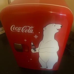 Coca-cola electric cooler/mini fridge